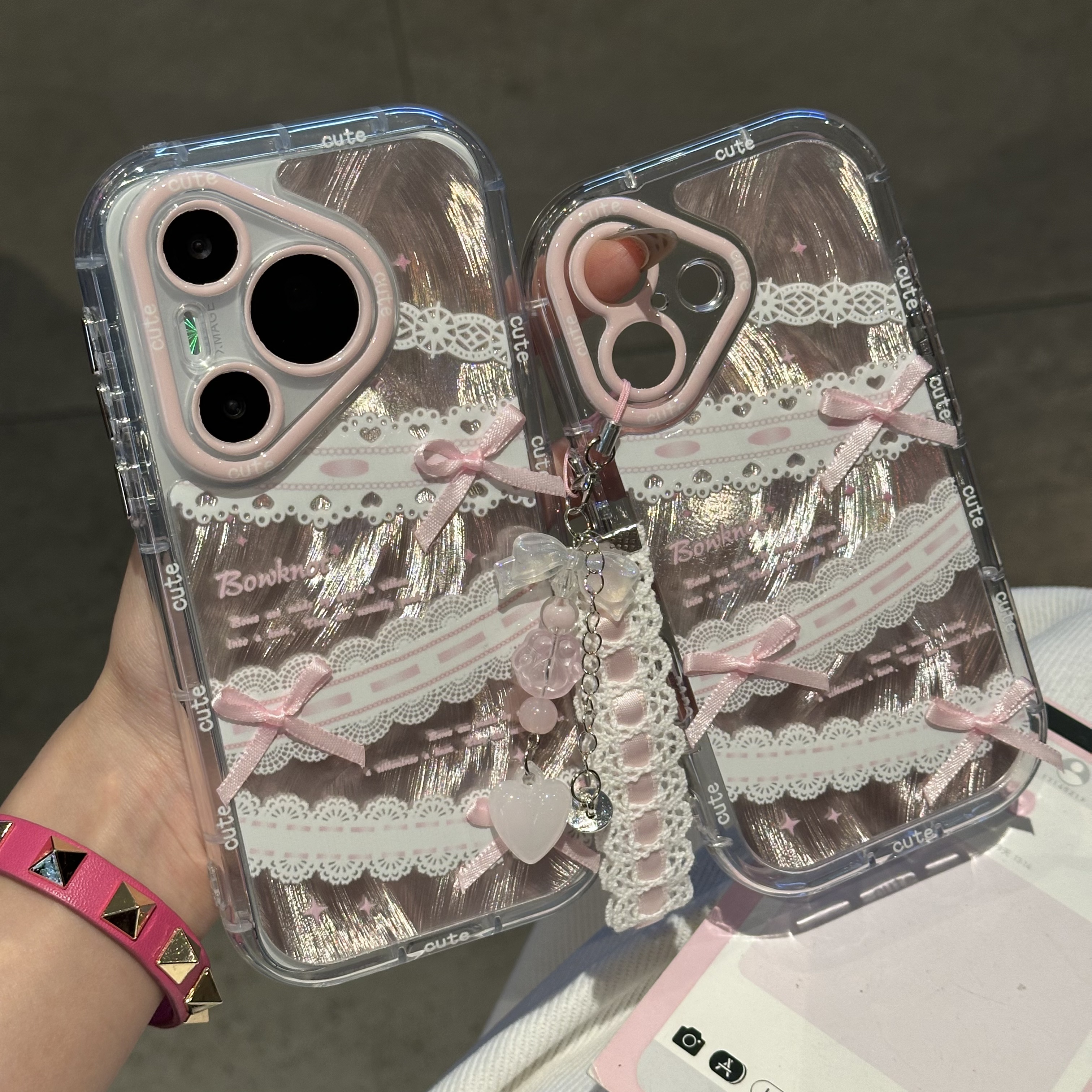 欧克里里蕾丝粉蝴蝶挂绳适用苹果16promax手机壳华为vivo小米oppo