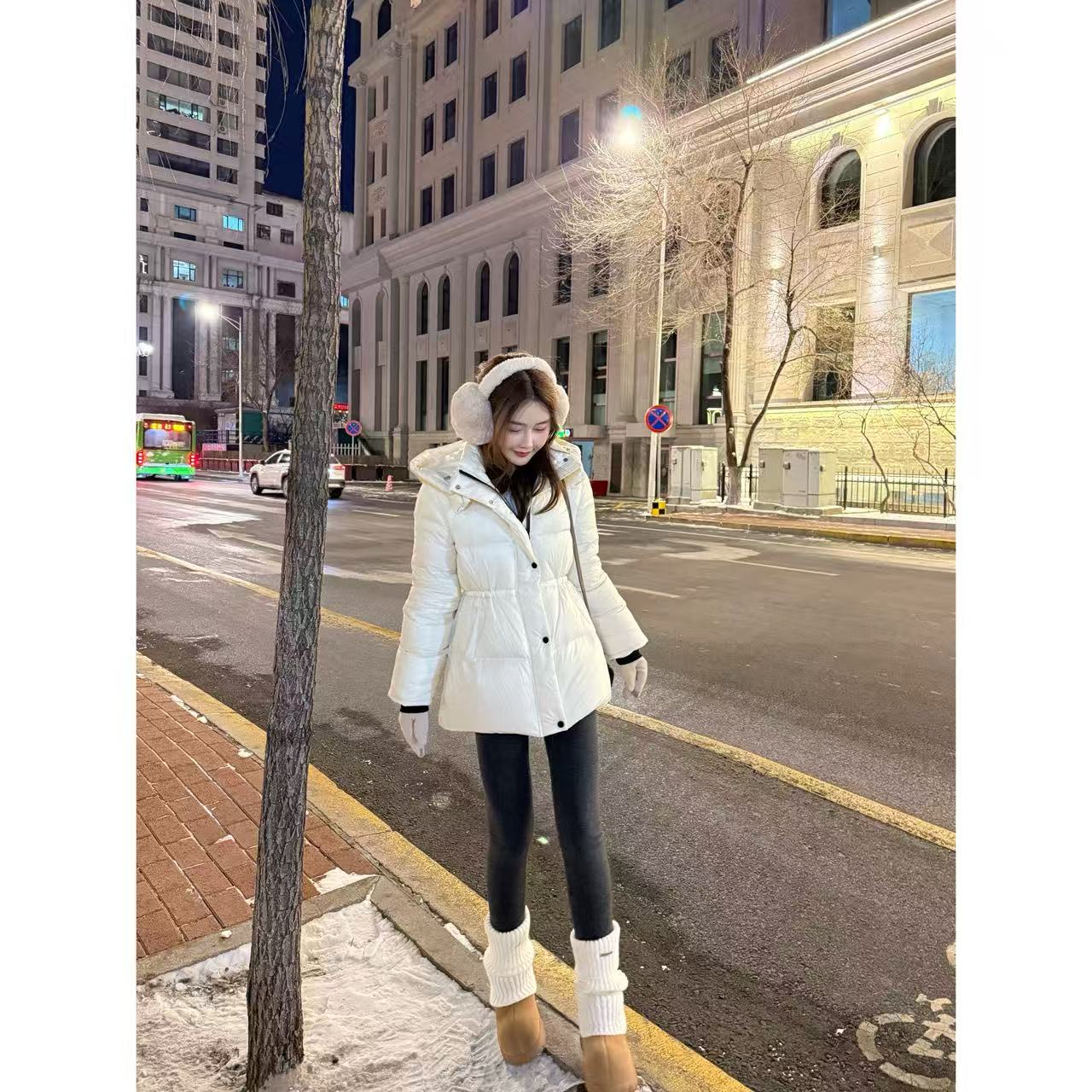 【登登鹅绒服】小允姐姐2025新款时尚高级鹅绒服