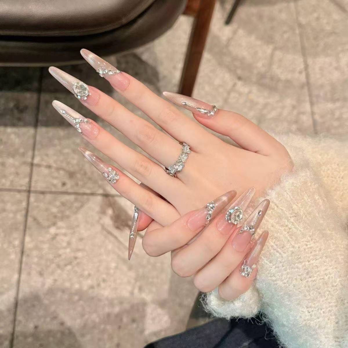 粉黛佳人温柔高级公主风裸粉猫眼法式爆闪钻石纯手工美甲穿戴甲