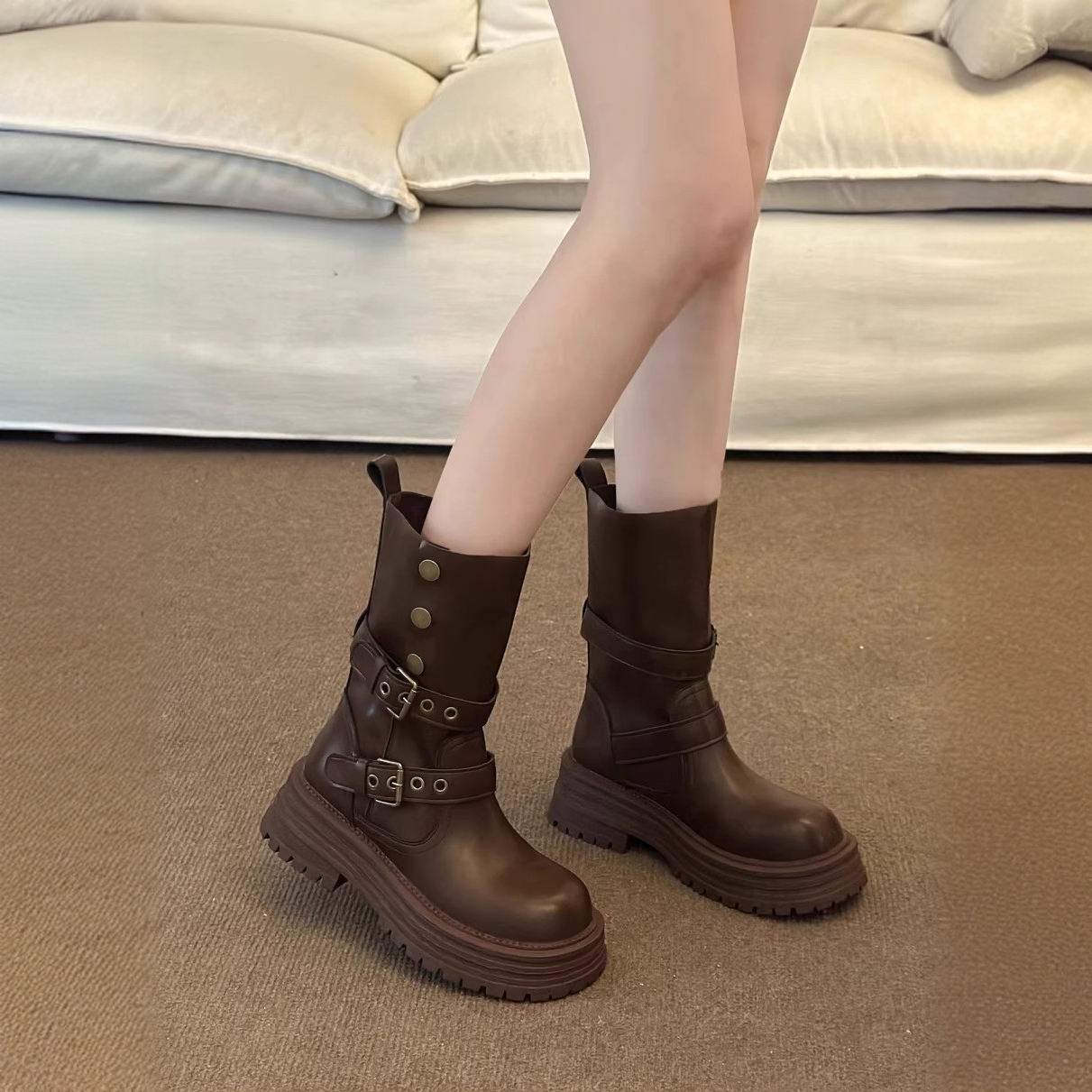 【万达撤柜】厚底美拉德中筒短靴女2025秋冬新款英伦复古棕色马丁靴