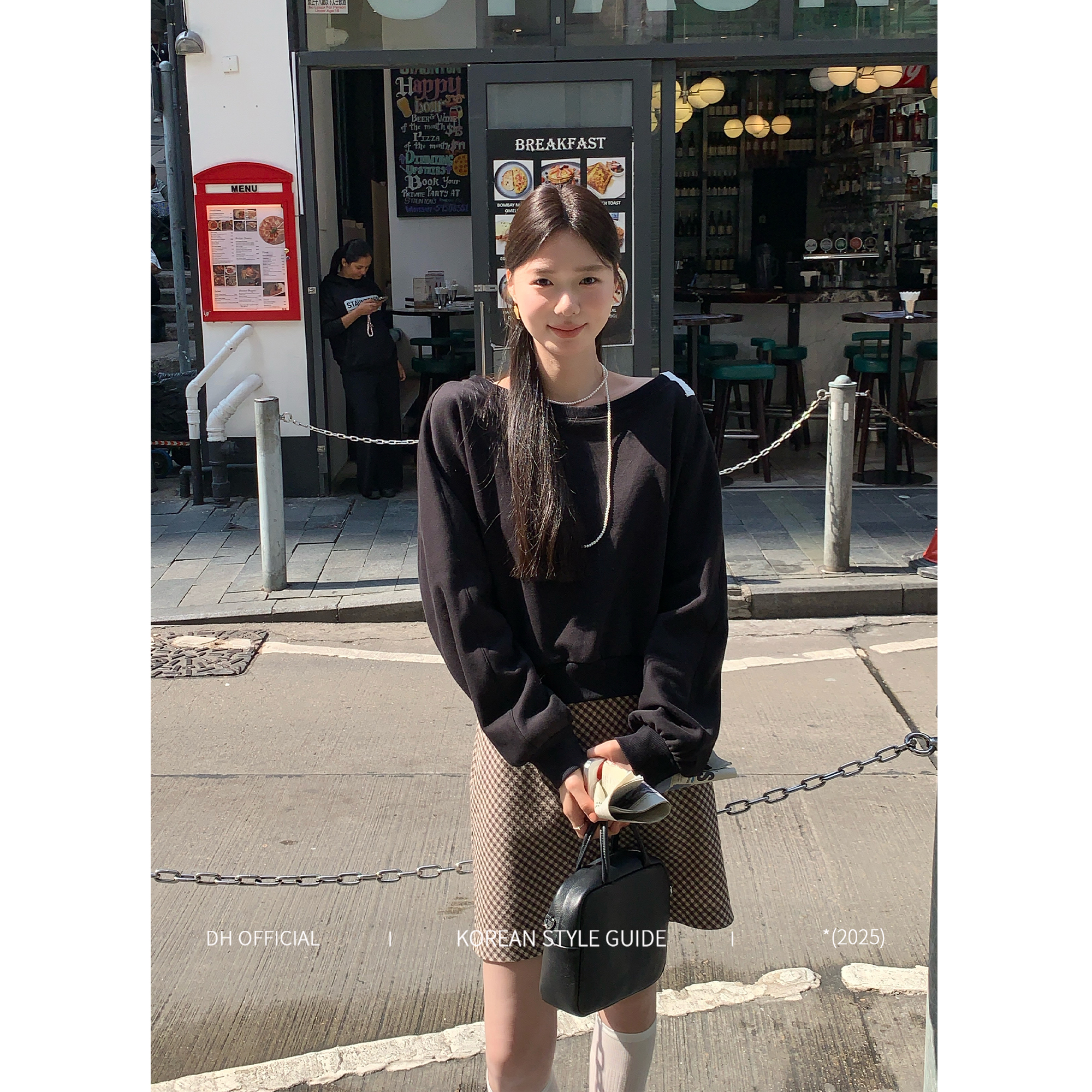 清 DH OFFICIAL 大花 【早春纸片人】欧若风设计感宽松显瘦黑色卫衣