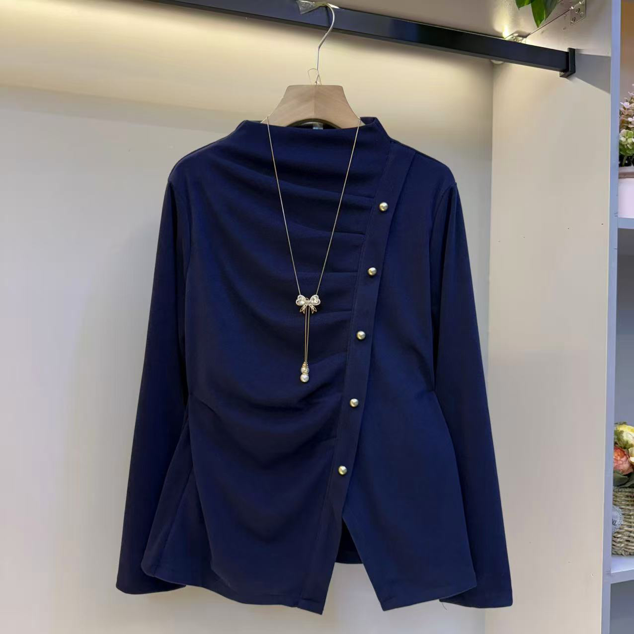 法式时尚T恤轻熟风纯色设计感2025褶皱设计师