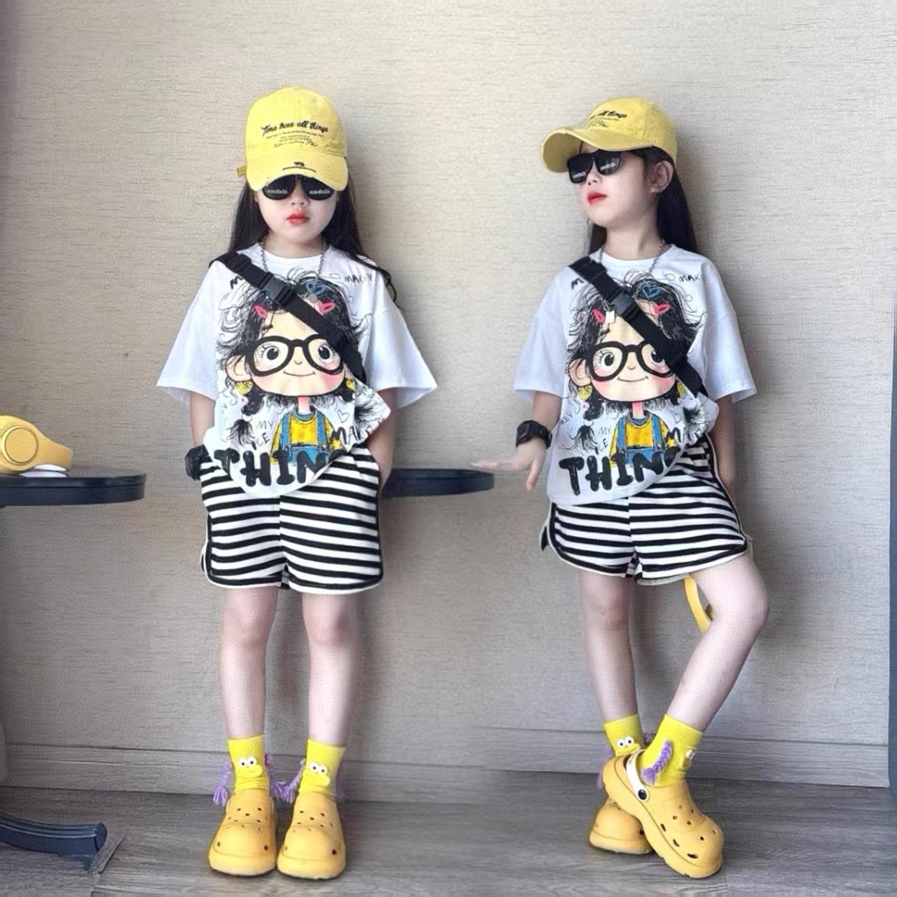 甜美风可爱少女卡通趣味短袖女童夏款25新款涂鸦T恤条纹短裤套装