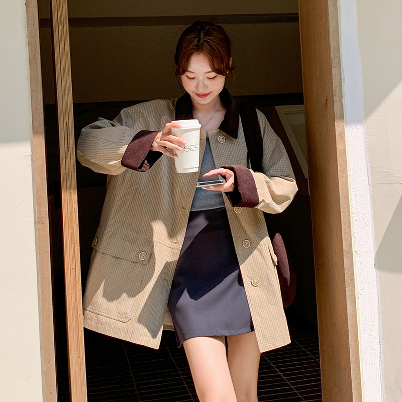 卡其色格子包包风衣外套女装2025新款休闲小个子显瘦气质春秋大衣
