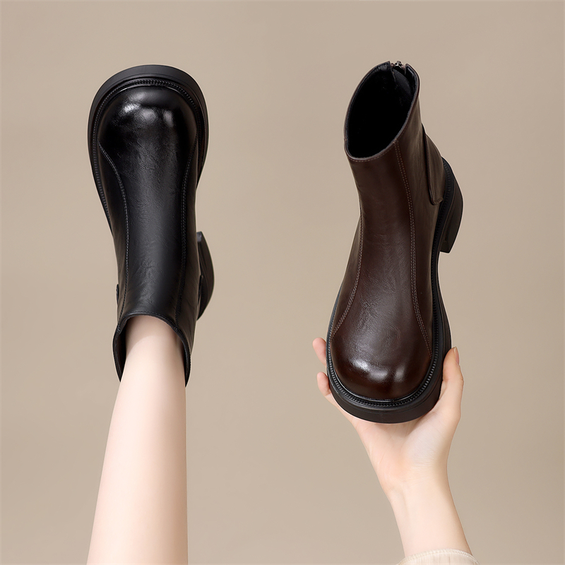 韩版显瘦低跟炸街小短靴女2025秋冬新款软面时尚百搭圆头烟筒靴潮