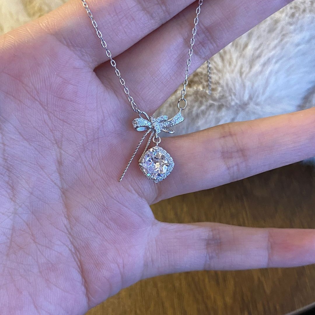 钛钢项链 蝴蝶结方糖项链女轻奢小众高级设计感百搭气质锁骨链