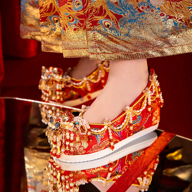 心有灵犀中式秀禾婚鞋新款手工内增高新娘鞋软底舒适重工汉服婚鞋