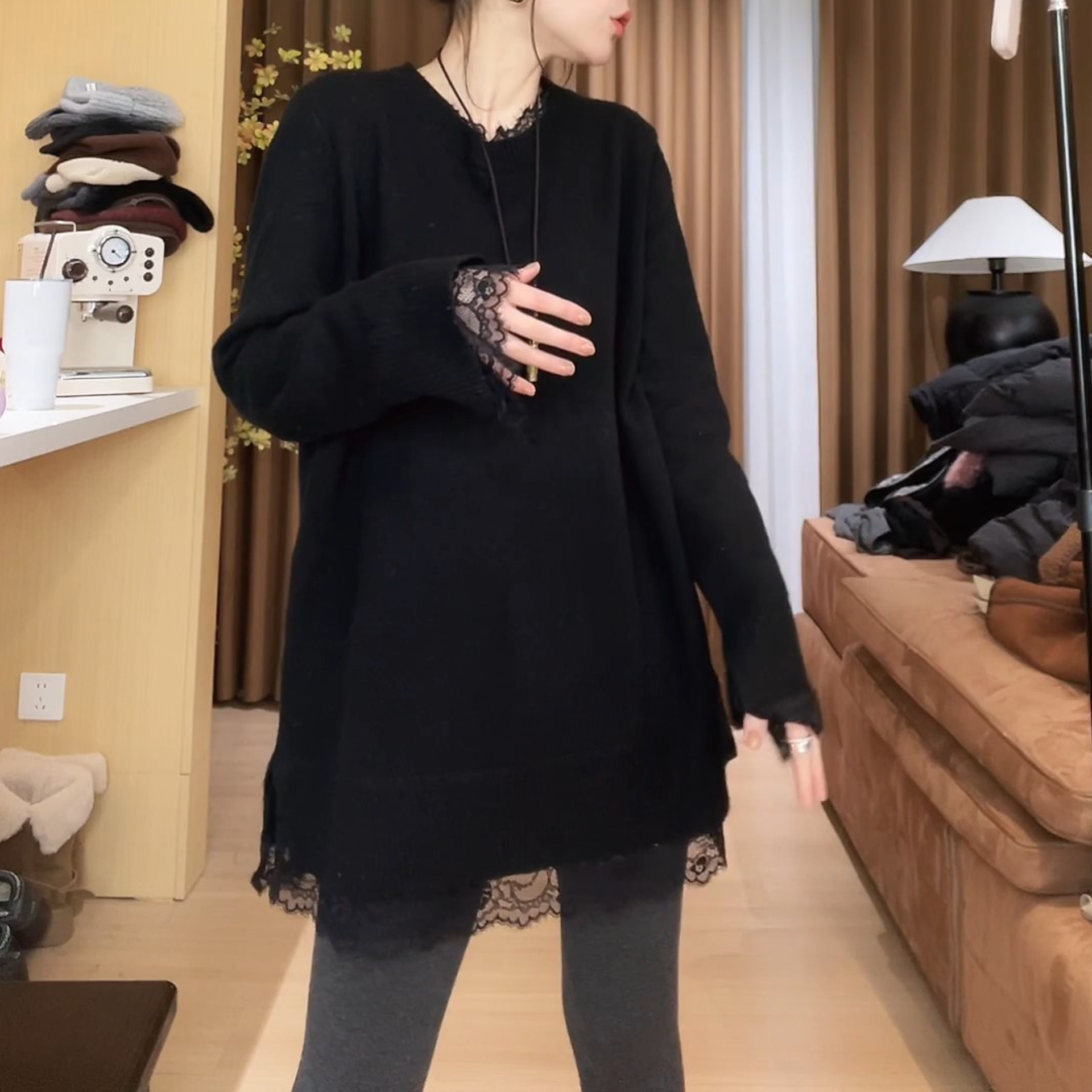 时尚洋气蕾丝设计感显瘦小衫潮2025秋冬季新款拼接宽松百搭毛衣女