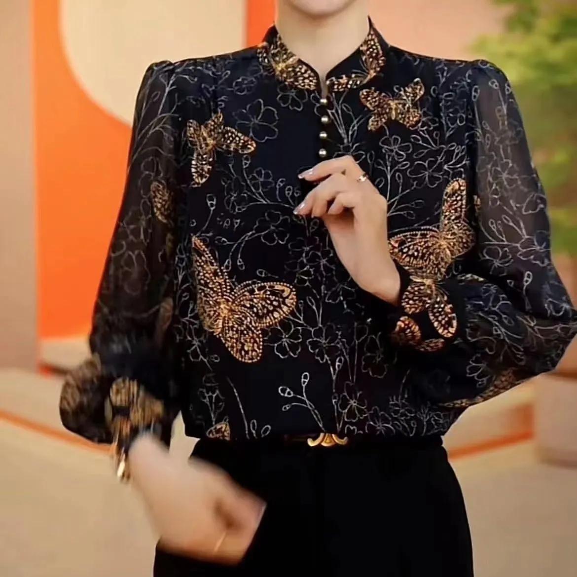 蝴蝶新中式立领小衫女2025春秋季新款显瘦宽松女士长袖套头打底衫