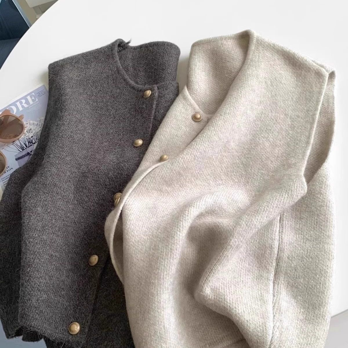 100%羊毛单排扣针织马甲秋冬温柔系小金扣子坎肩百搭背心叠穿内搭