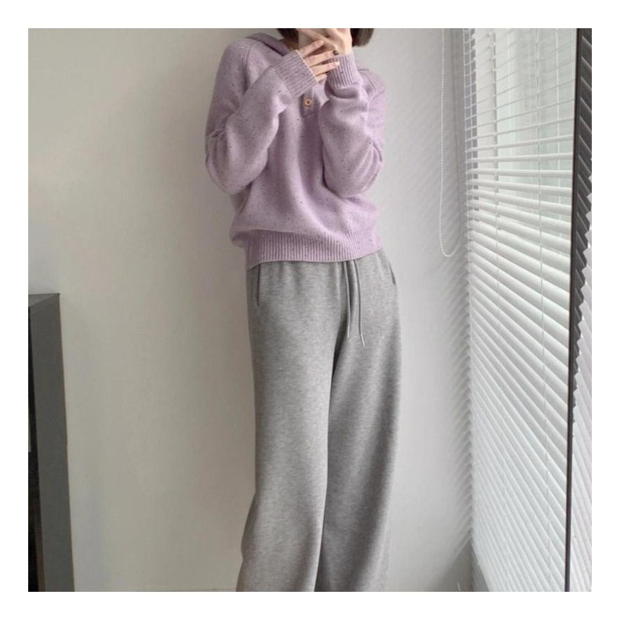 2025秋冬新款韩系套装女设计感紫色连帽毛衣搭配灰色休闲裤两件套