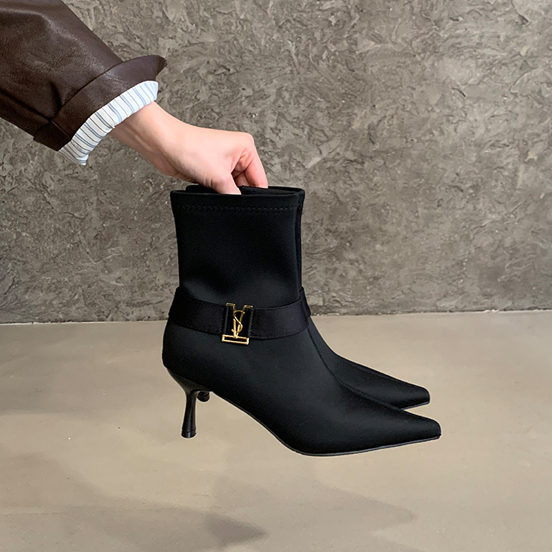 气质平底百搭瘦瘦靴女尖头短靴秋冬新款网红时装靴细跟高跟鞋靴子