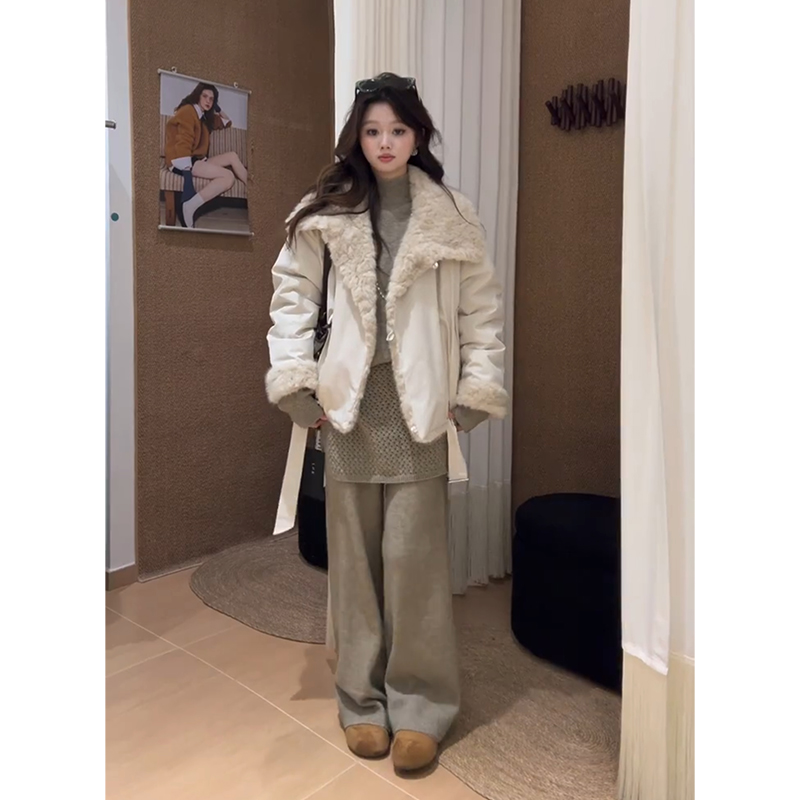 MARIE.COCO设计感毛领派克服环保皮草外套设计感屁帘阔腿休闲裤