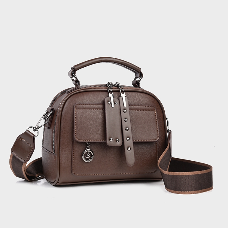 2025早春新款包包通勤百搭洋气手提包气质单肩斜挎包高级雅丹女包