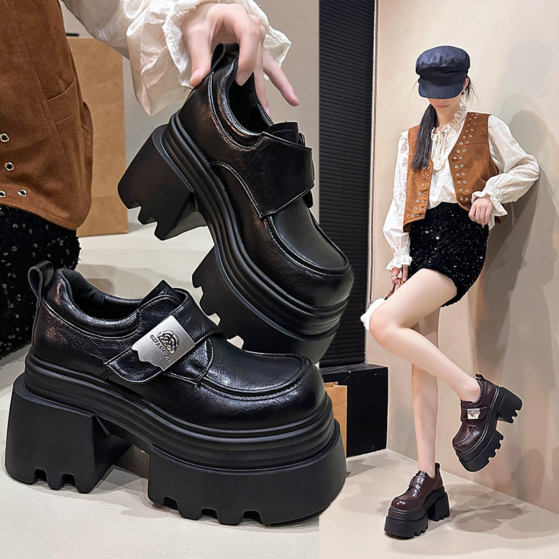 粗跟小皮鞋女英伦风2025秋季新款松糕厚底单鞋超高跟魔术贴乐福鞋