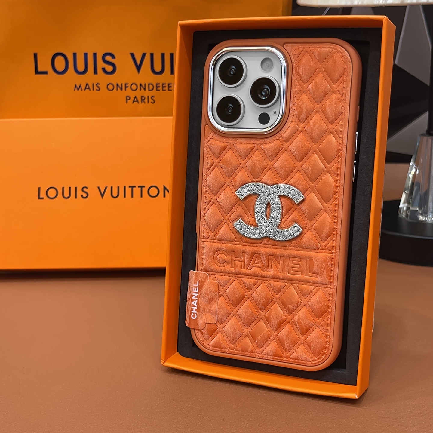 轻奢高端适用苹果17promax手机壳iphone16绒面15防摔14/13潮牌女