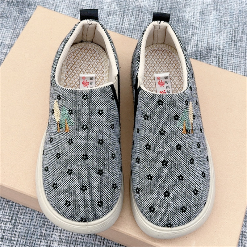 休闲风一脚蹬老北京布鞋休闲中老年懒人鞋单鞋防滑老北京布鞋春秋