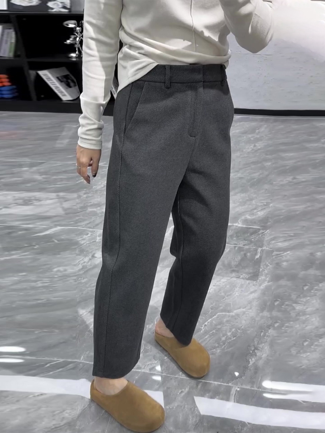灰色毛呢西装裤女冬季2025新款高腰显瘦直筒裤通勤百搭九分加绒裤