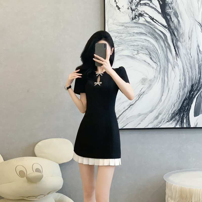 新款法式小香风短袖夏季褶皱小香风连衣裙小个子收腰赫本风气质