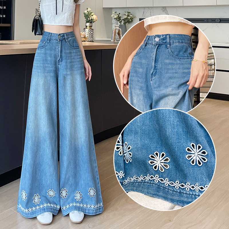 蜜蜜穿搭镂空花边刺绣阔腿牛仔裤女2025秋季破洞不贴腿大喇叭裤子