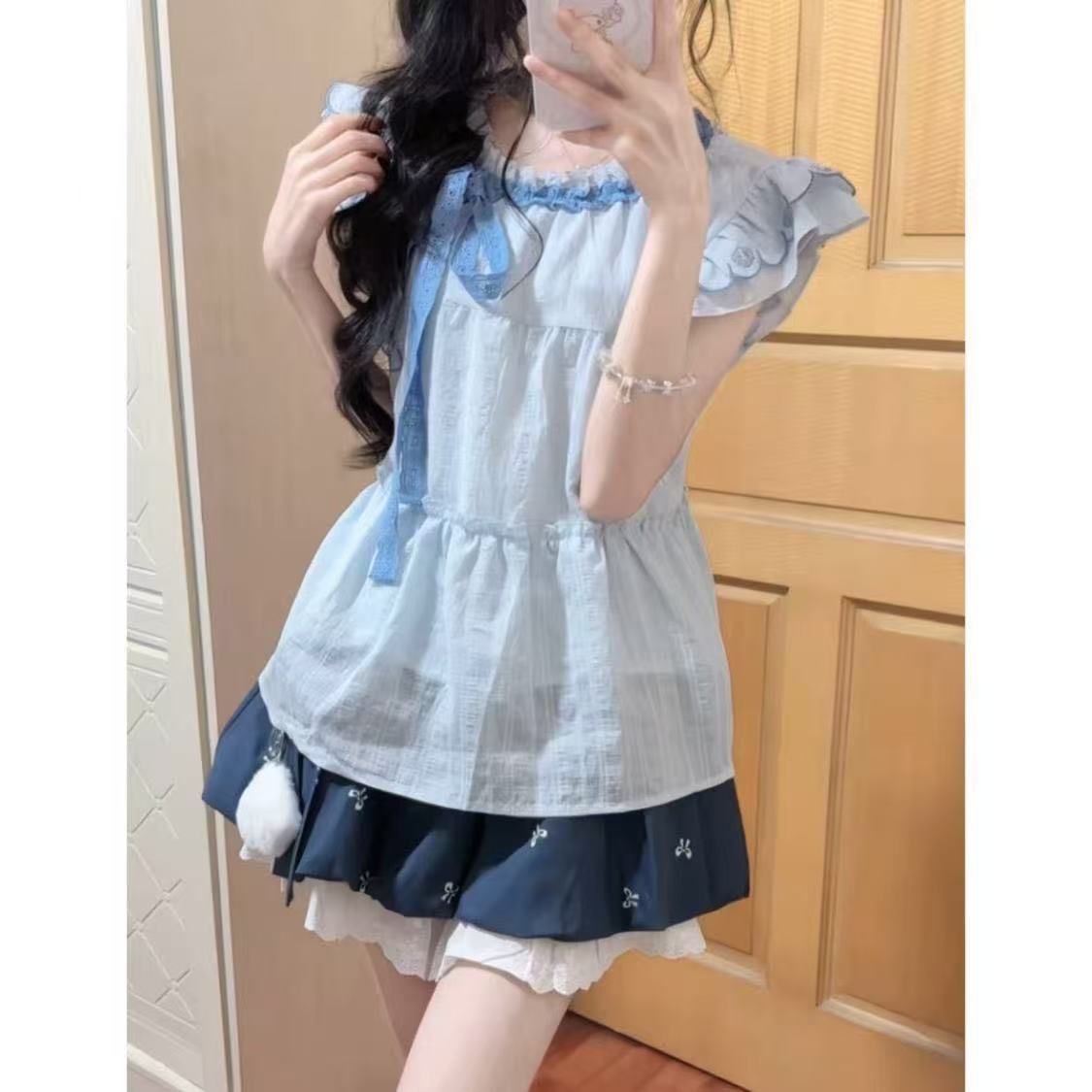 清凉一夏穿搭一整套蓝色显白小飞袖上衣+松紧高腰超仙短裙女学生