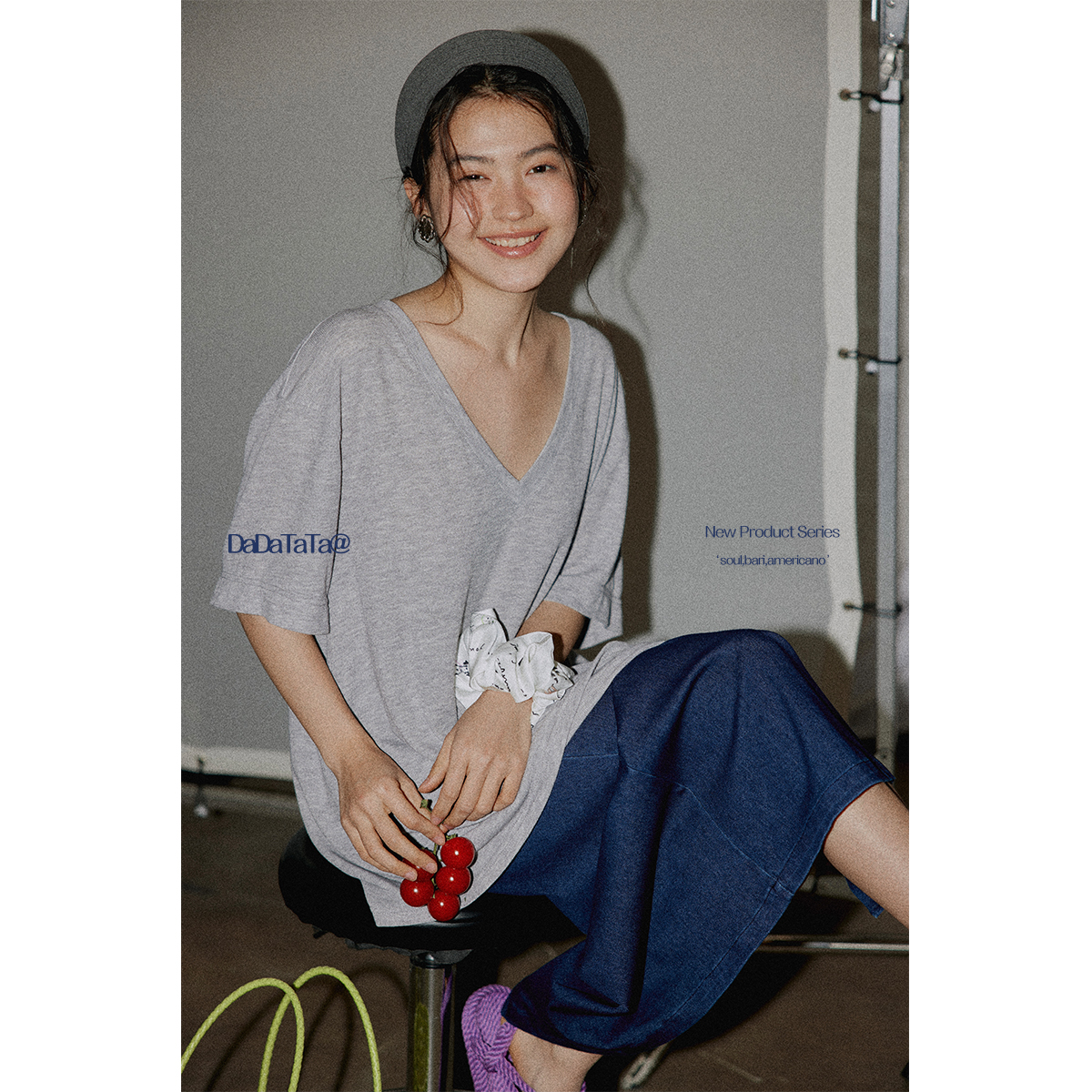 DADATATA晶咕白标【满级舒适】宽松落肩V领圆领纯色两个版本T恤女
