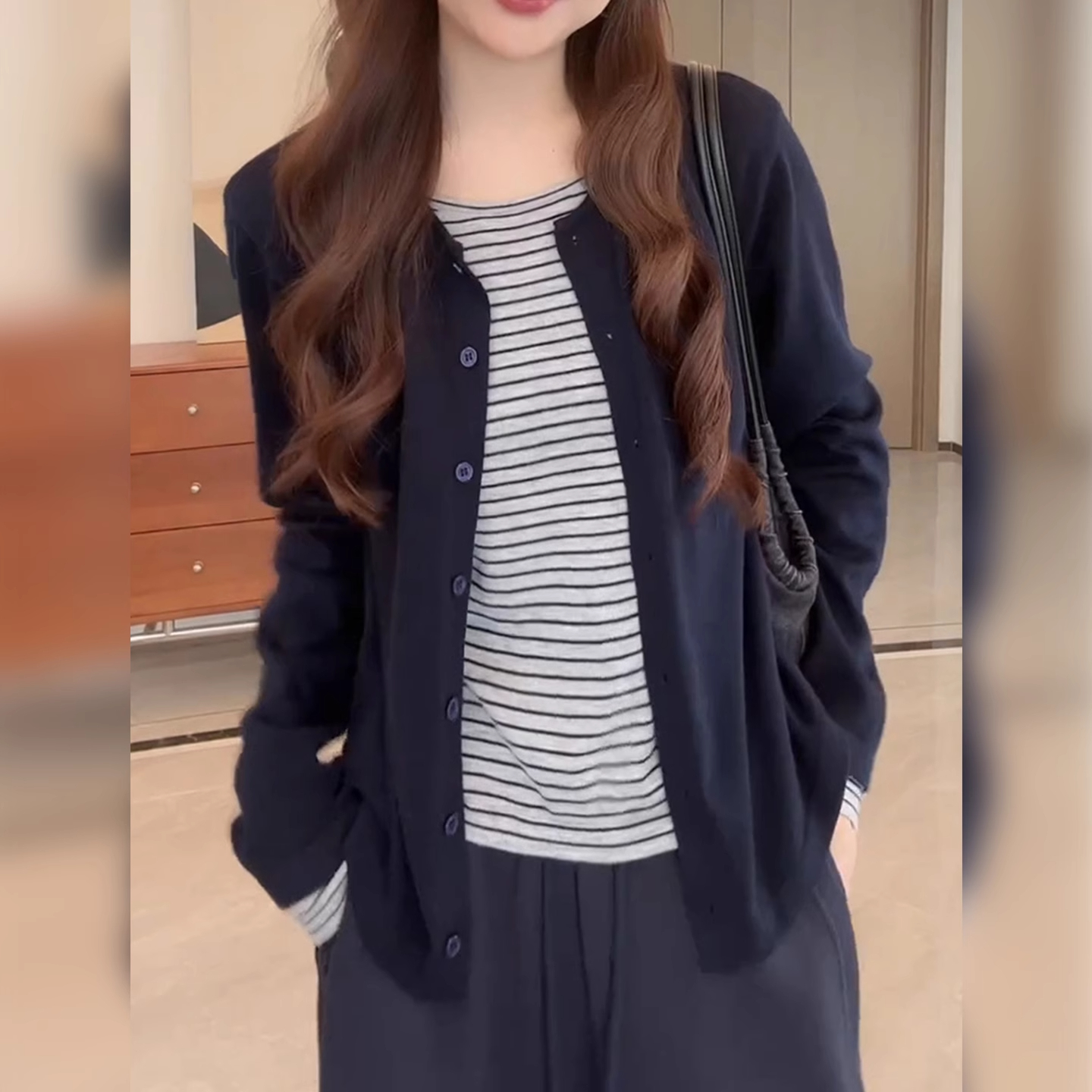 韩版条纹假两件毛衣女2025秋冬新款显瘦套头时尚百搭气质上衣针织