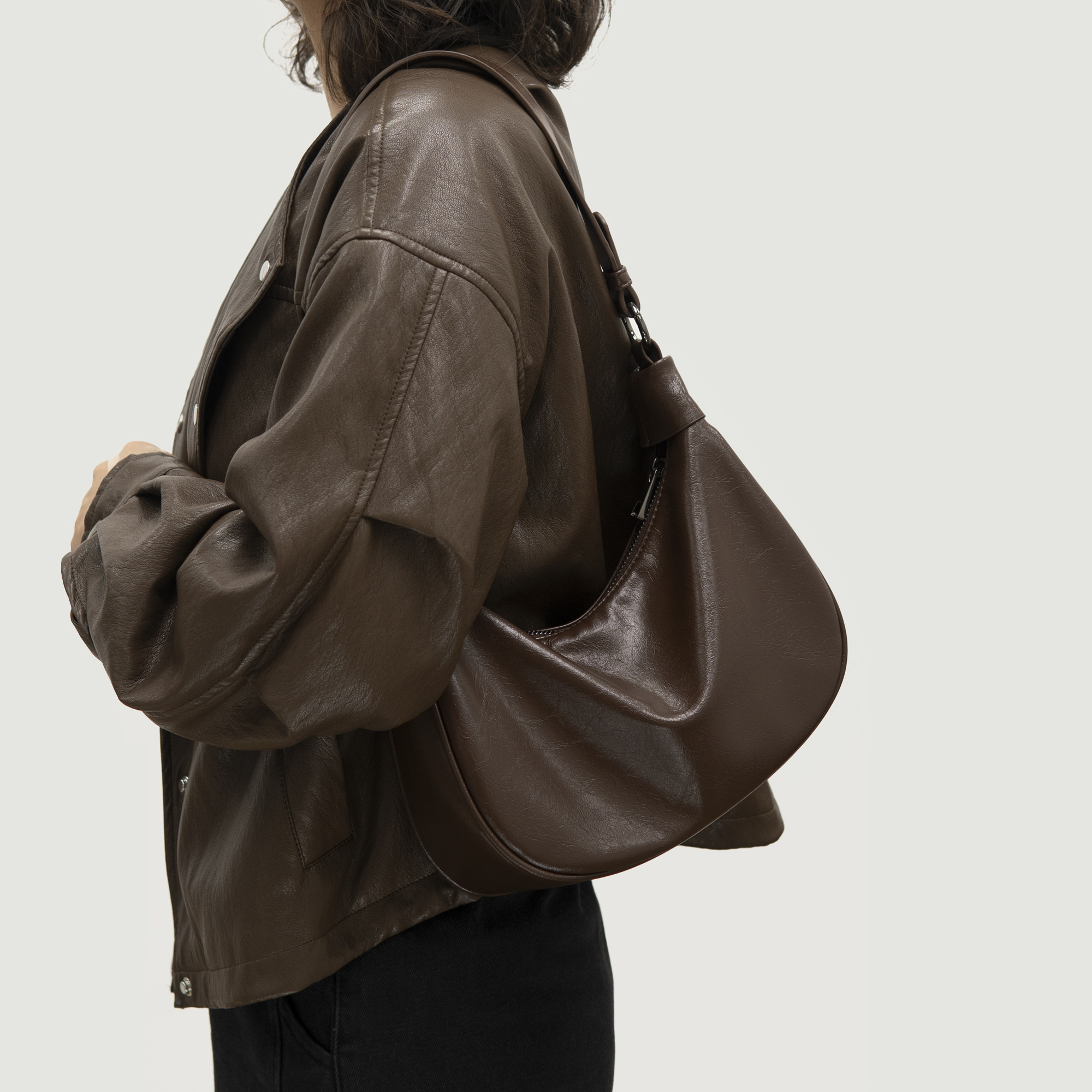 2025秋冬潮流原创新款百搭软皮通勤腋下饺子简约爆款单肩斜挎女包