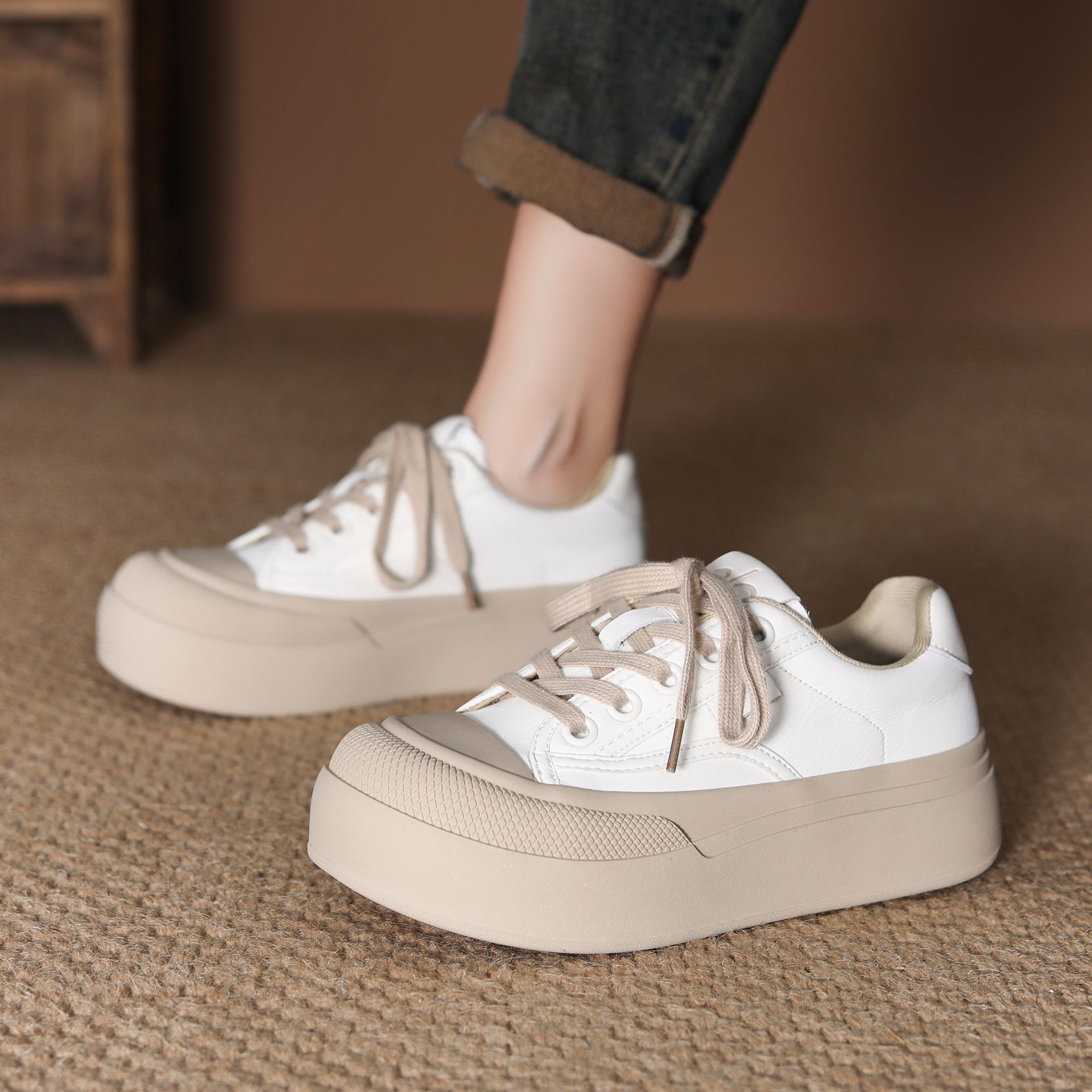 头层牛皮小白鞋女厚底2025新款秋季百搭休闲板鞋松糕单鞋时尚潮流