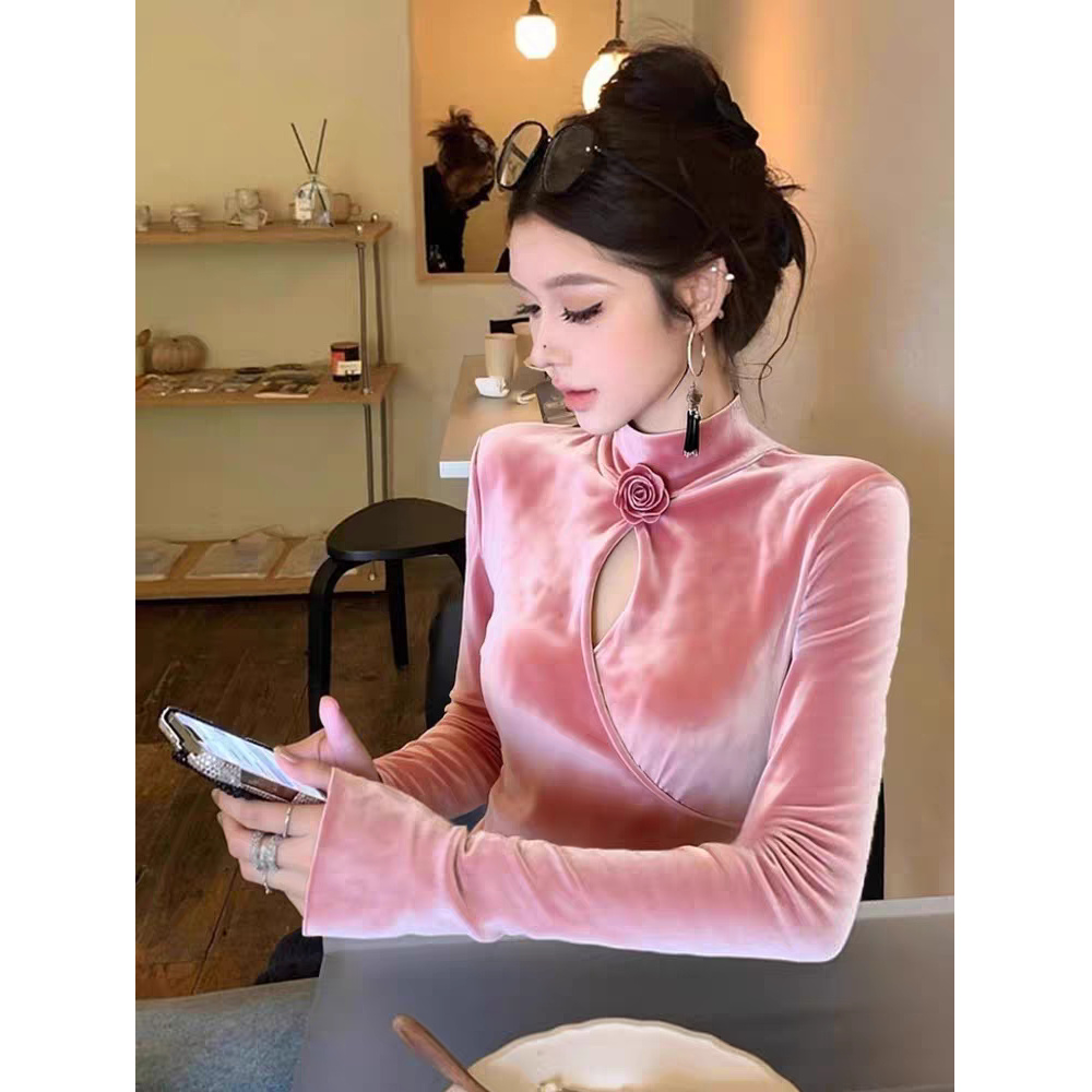 设计感立体花朵丝绒衬衫女2025秋冬新款法式宫廷风修身显瘦打底衫