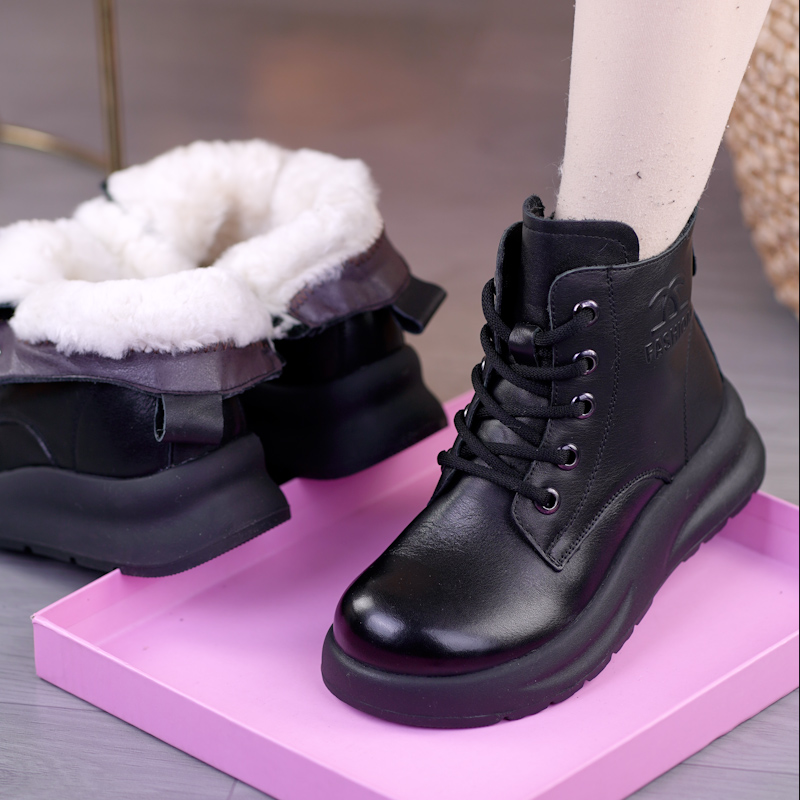 2025秋冬新款头层牛皮马丁靴女真皮圆头厚底加绒羊毛女靴系带短靴