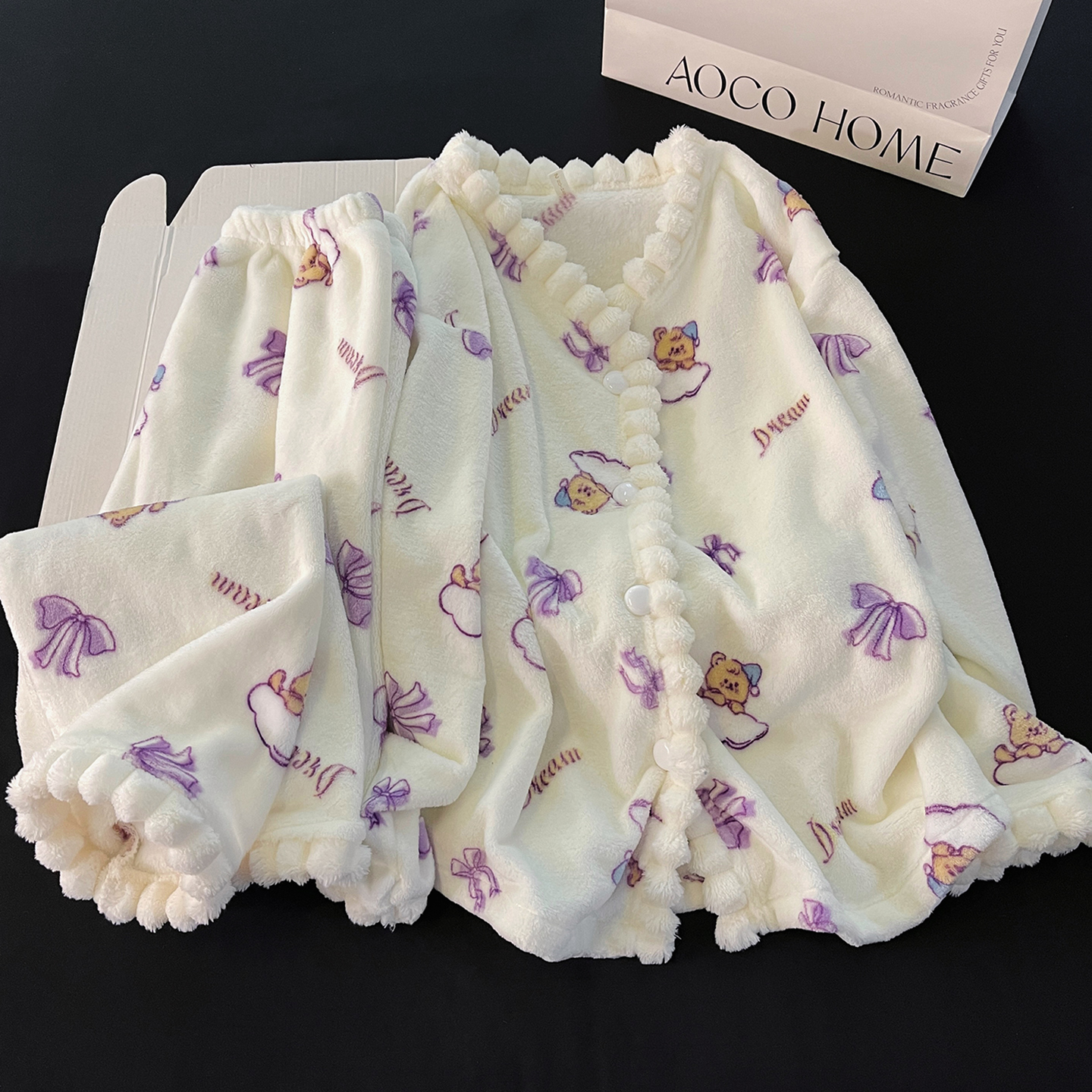 紫色蝴蝶结睡衣女款冬季加绒加厚开衫法兰绒保暖珊瑚绒家居服套装