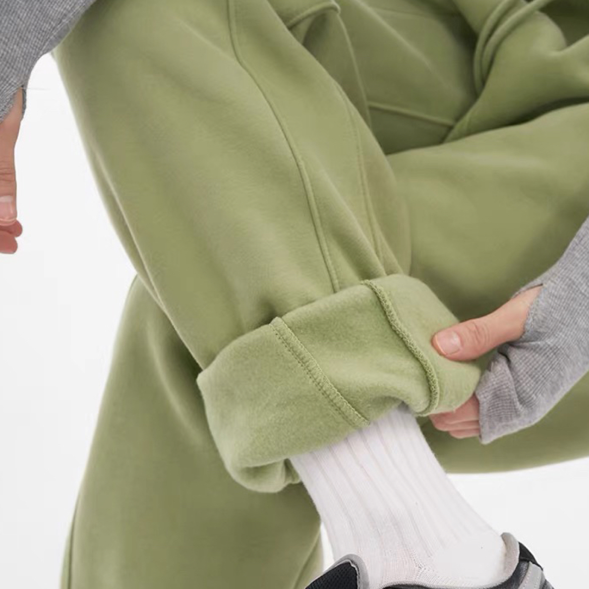 加绒卫裤美式复古绿色运动裤女2024秋冬新款宽松显瘦直筒休闲裤子