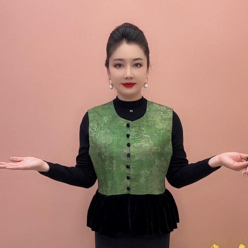 中式国风拼接马甲2025无袖坎肩秋季新款背心复古开衫马甲