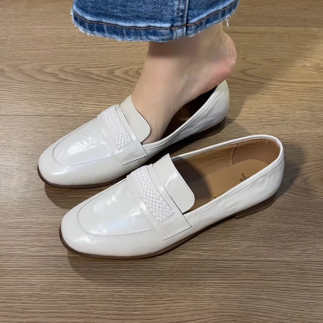 2025年秋季新款羊皮乐福鞋百搭舒适透气超软不磨脚一脚蹬通勤单鞋