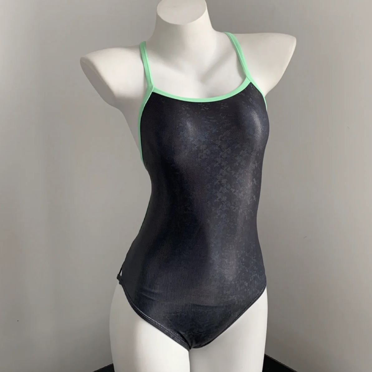 升级款三角连体高级感女士竞速泳衣绝美性感纯欲风游泳竞速潜水