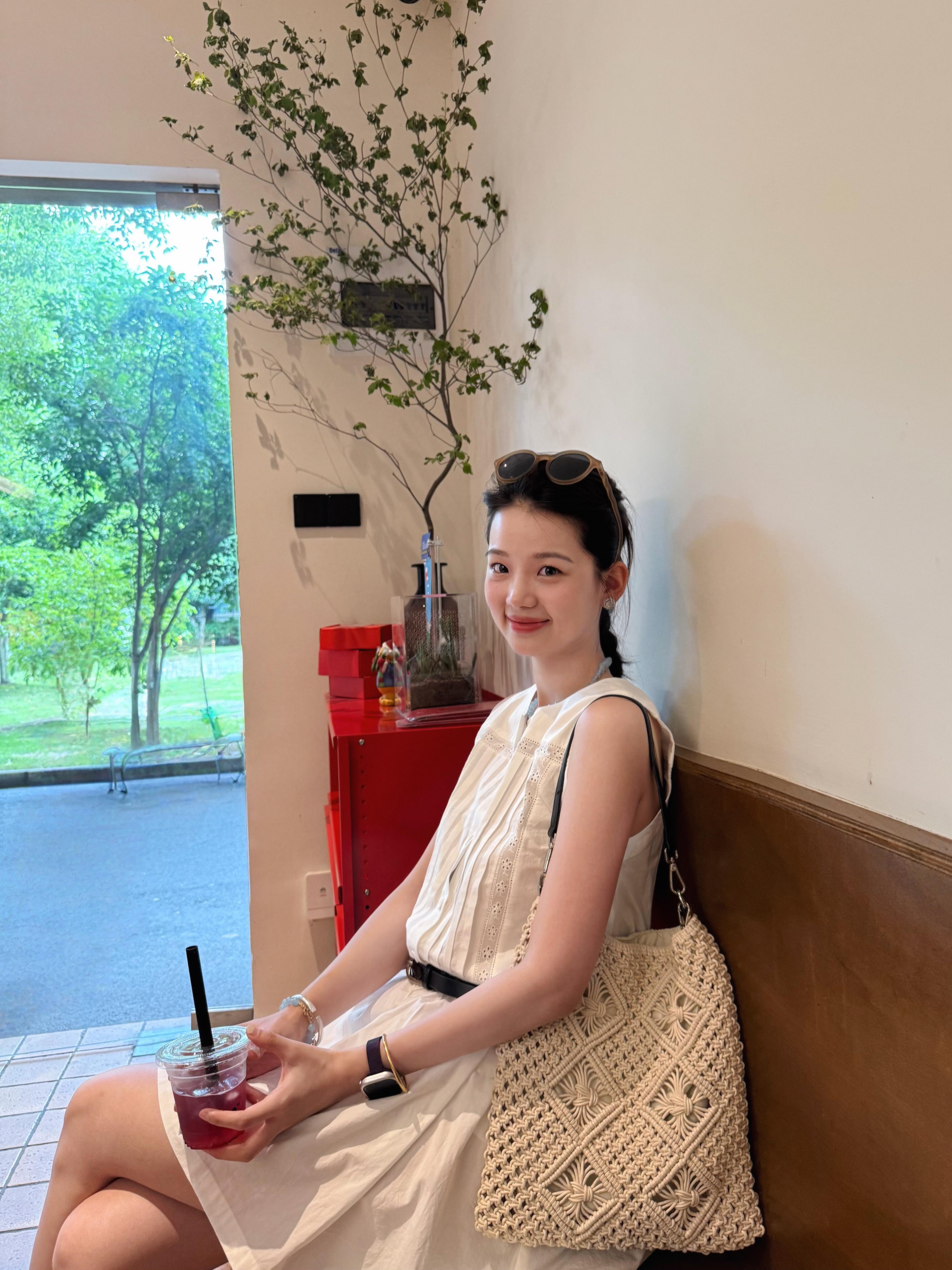 2025夏季新款韩系白色圆领花边塔克褶中长无袖宽松背心连衣裙