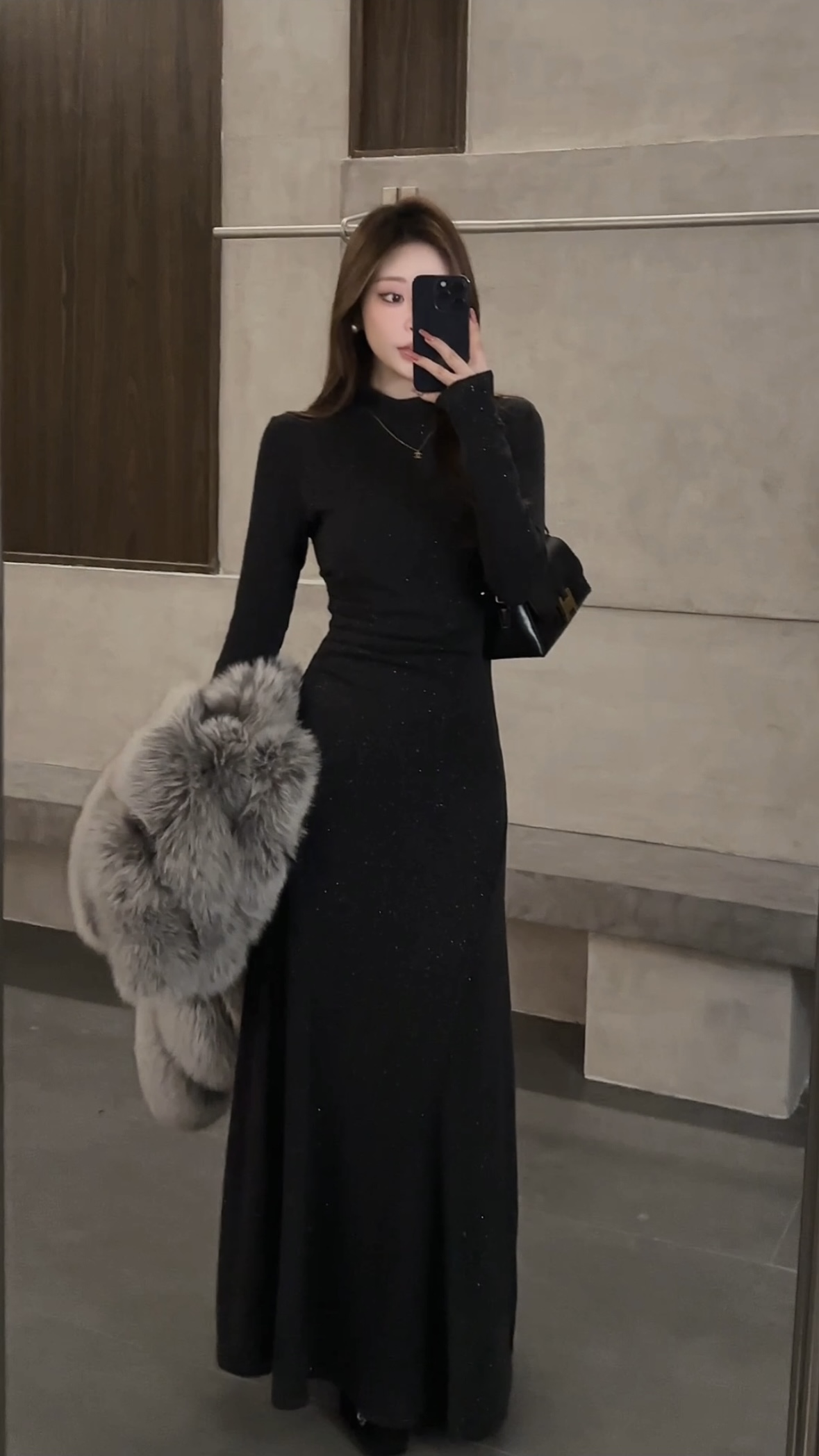 【宥妍】法式长裙细闪点缀设计感连衣裙秋冬时尚女装裙子DT1783