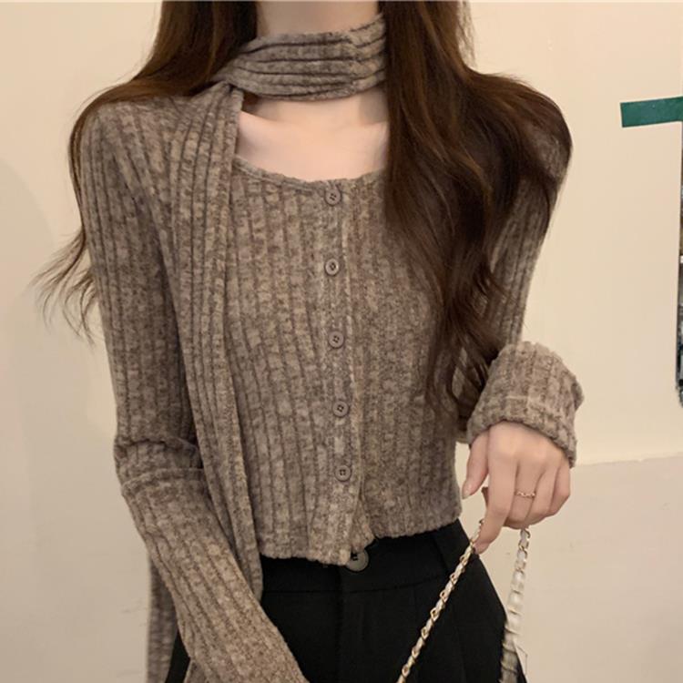 挂脖短款针织打底衫女秋装修身内搭毛衣开衫美拉德高级感上衣秋冬