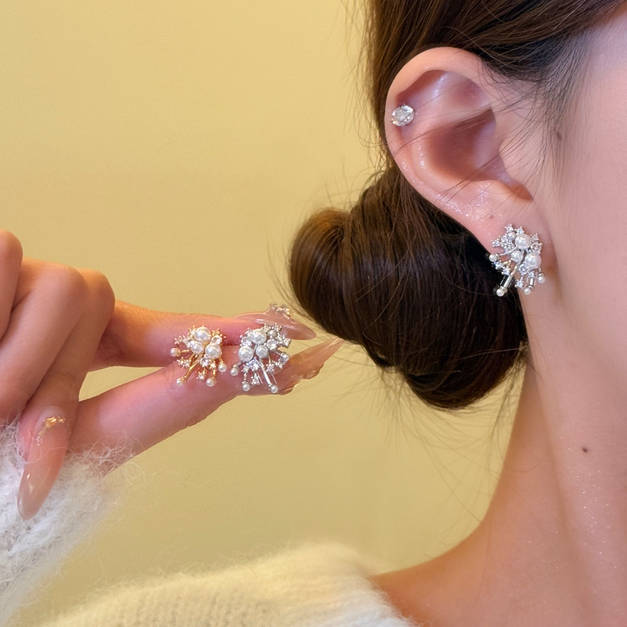 铜合金锆石耳饰 白昼流星 爆闪锆石烟花珍珠耳环女秋冬必备耳环