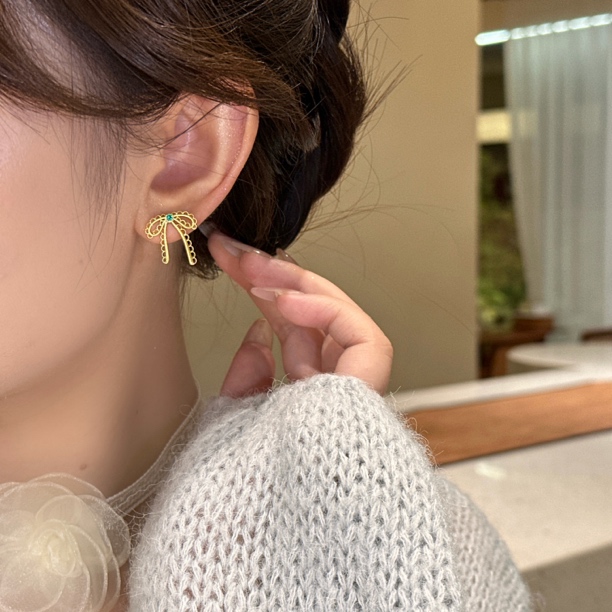 法式蝴蝶结耳钉精致镂空个性简约百搭气质耳饰A-187