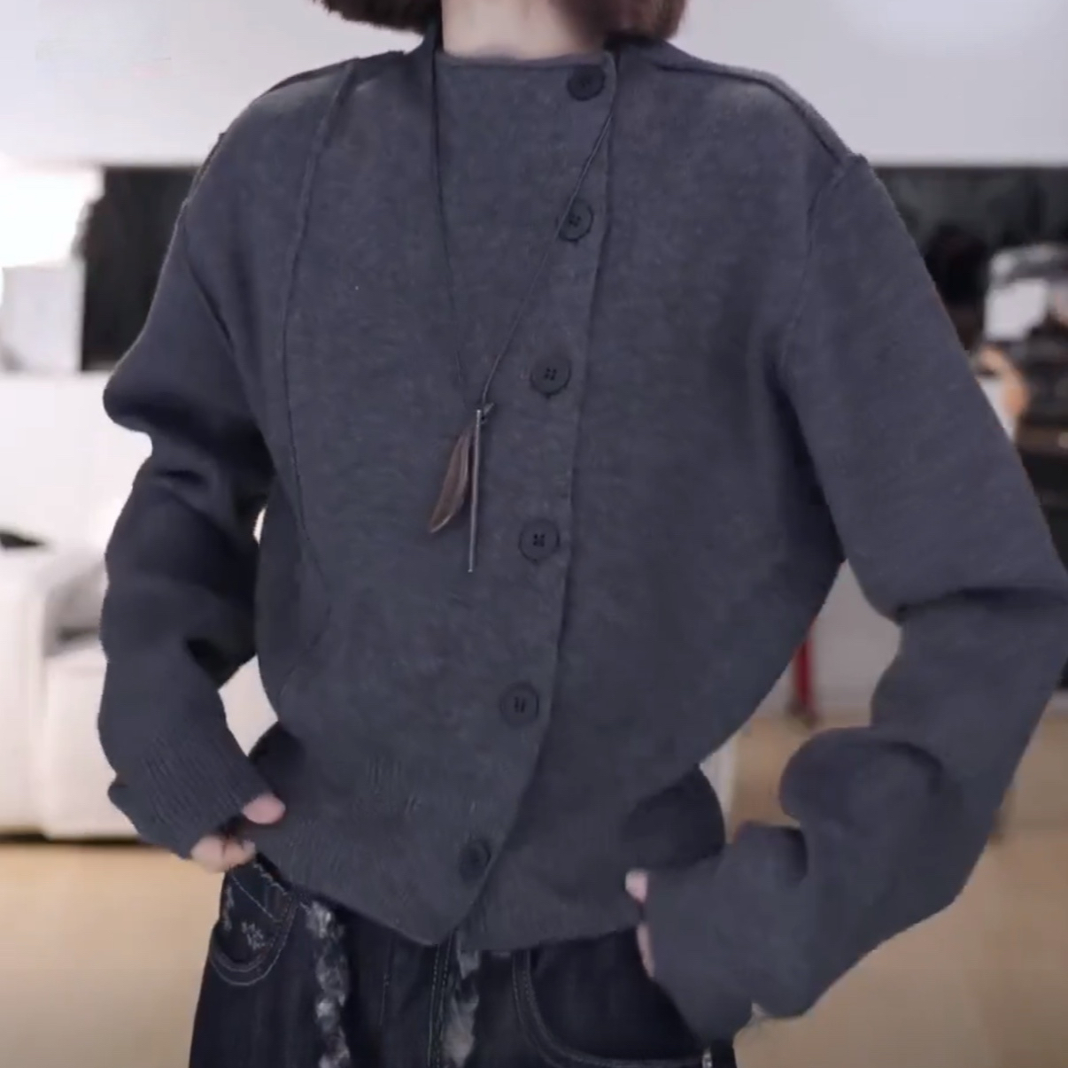 设计感侧扣纯色毛衣开衫女2025新款秋冬穿搭针织衫韩系保暖毛衣