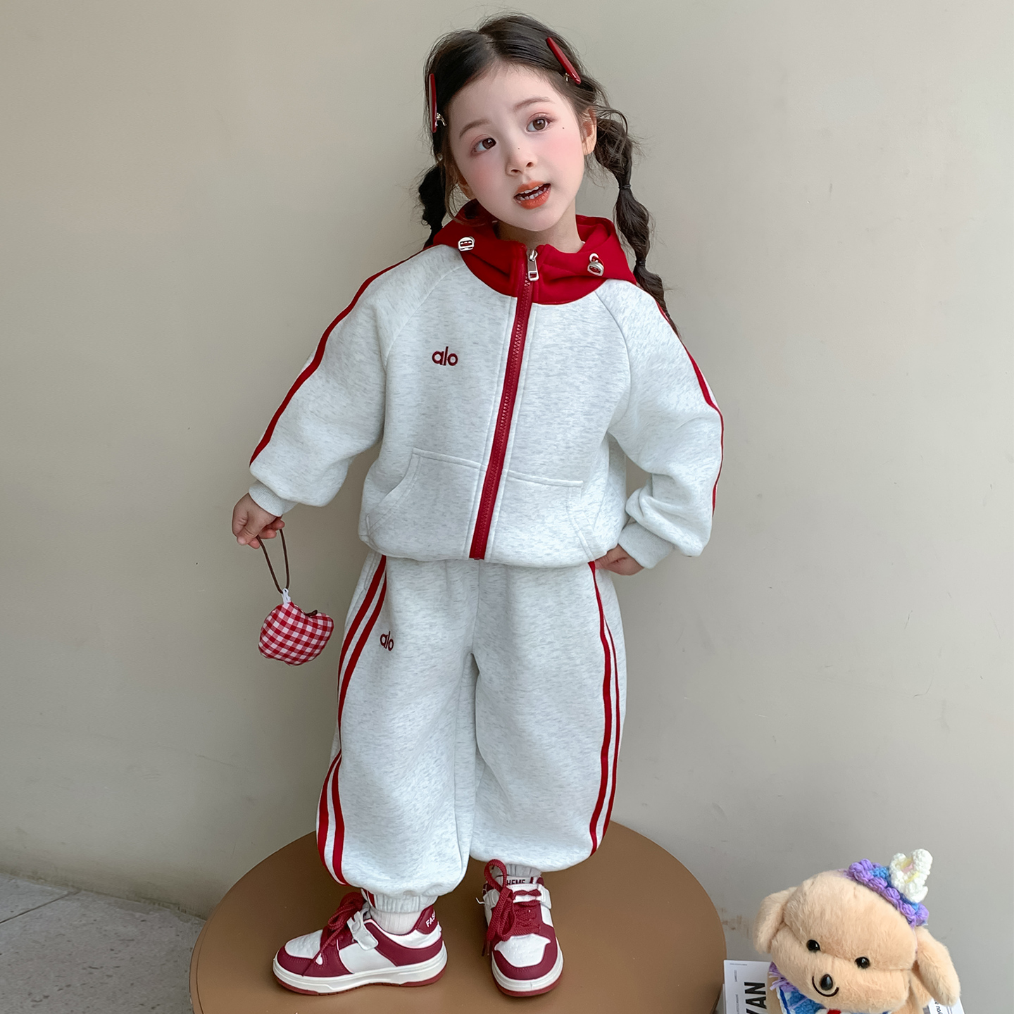 女童套装春秋洋气时髦童装2025新款小女孩运动衣服儿童卫衣两件套