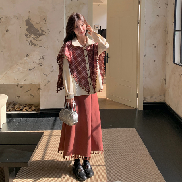 设计假两件流苏披肩打底衬衫显瘦气质半身裙两件套连衣裙女秋新款