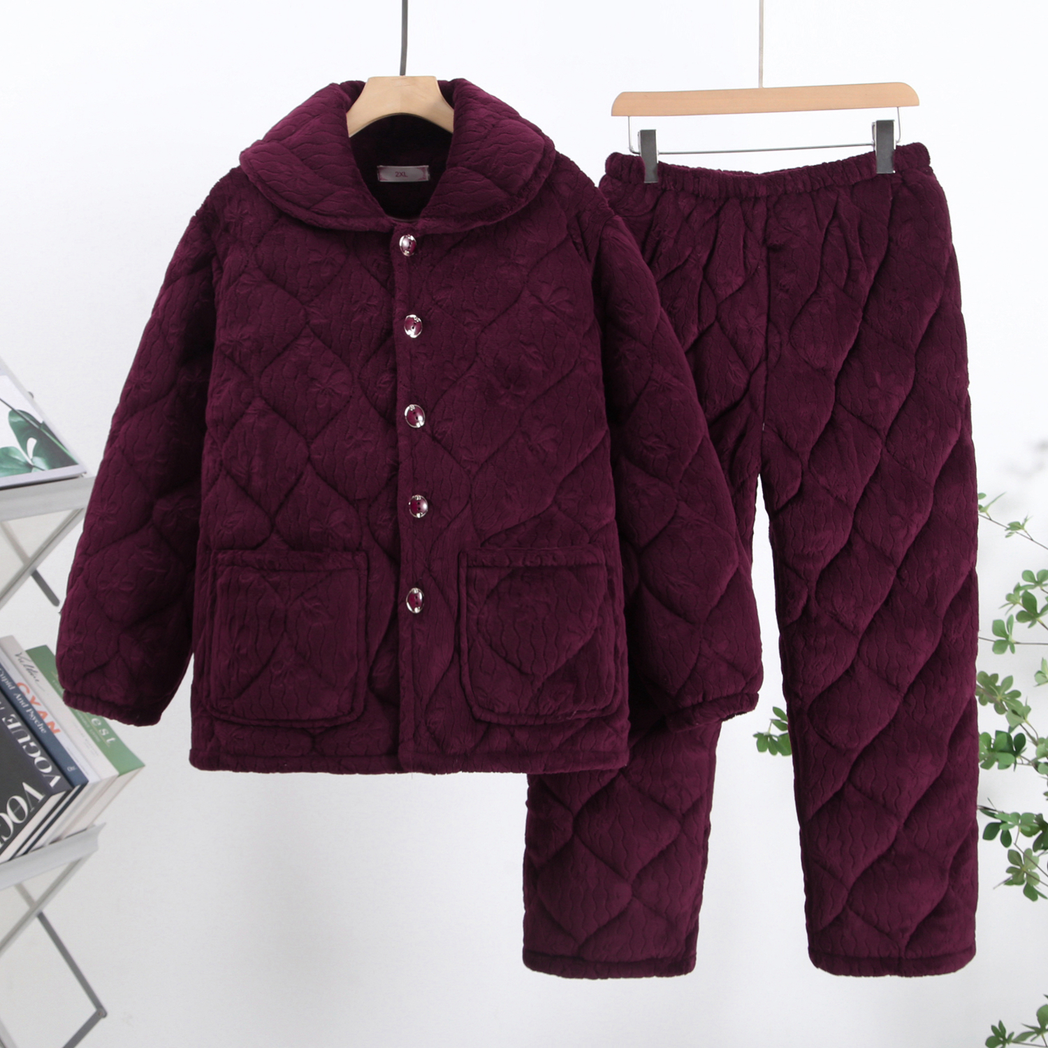 冬季中老年妈妈夹棉睡衣三层加厚珊瑚绒家居服女士加大码睡衣套装