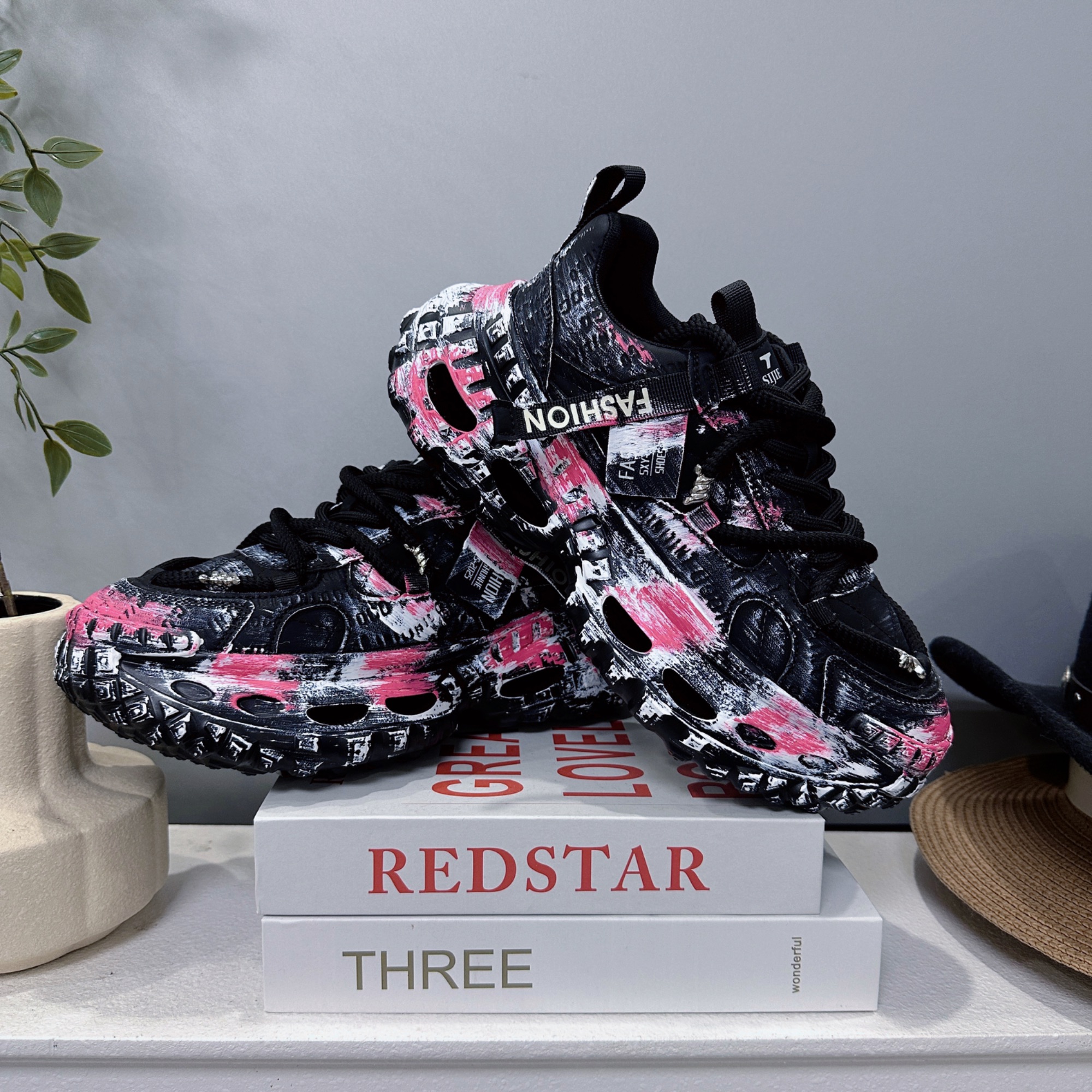 男女增高厚底老爹鞋秋季新款小众设计时尚增高透气休闲明星同款