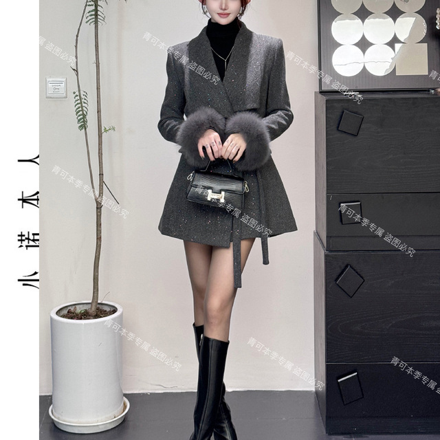 小诺本人高级感毛呢外套新款时尚精致轻奢显瘦系带短呢子241017