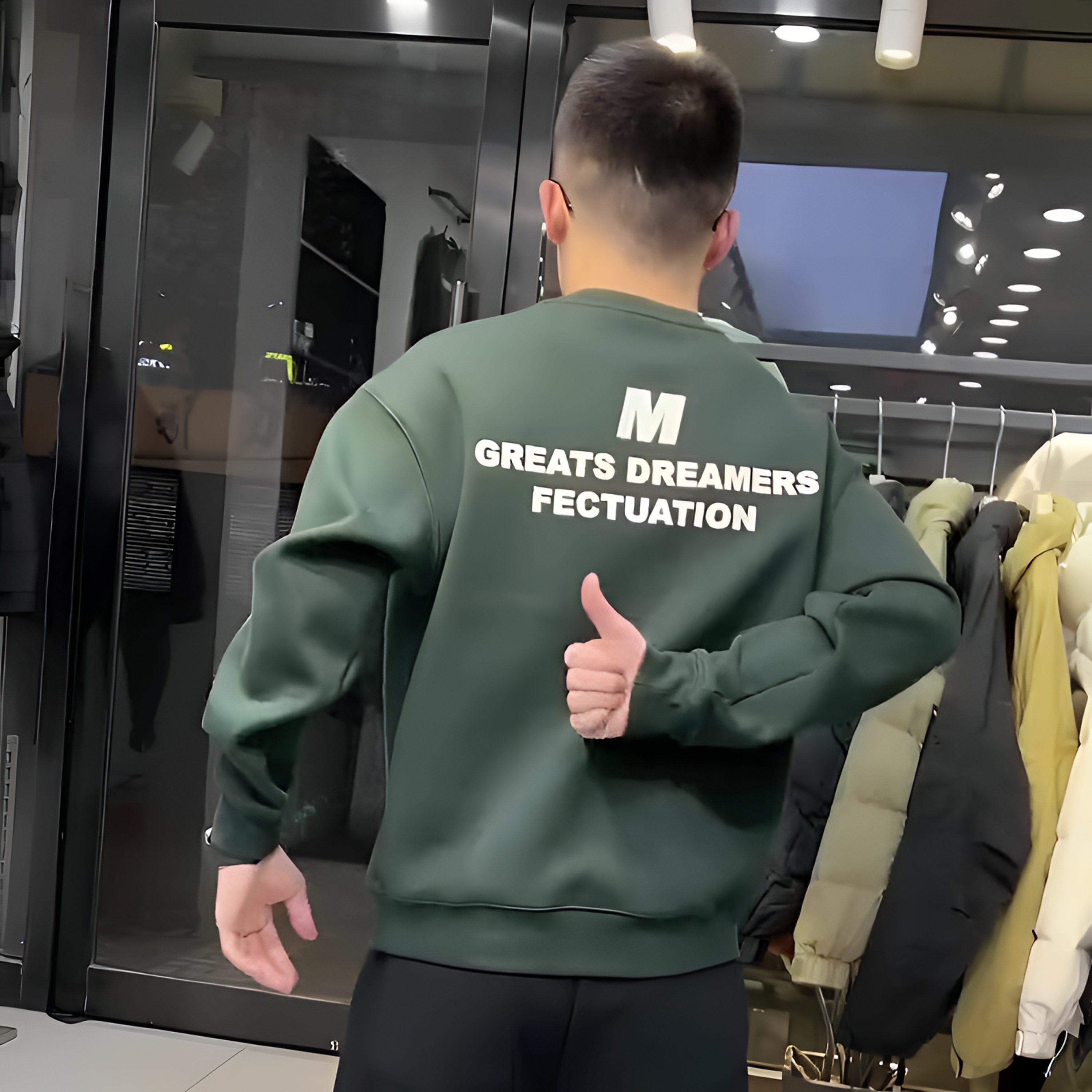 2025通勤百搭秋冬长袖春季套头款男装圆领字母卫衣加绒时尚印花