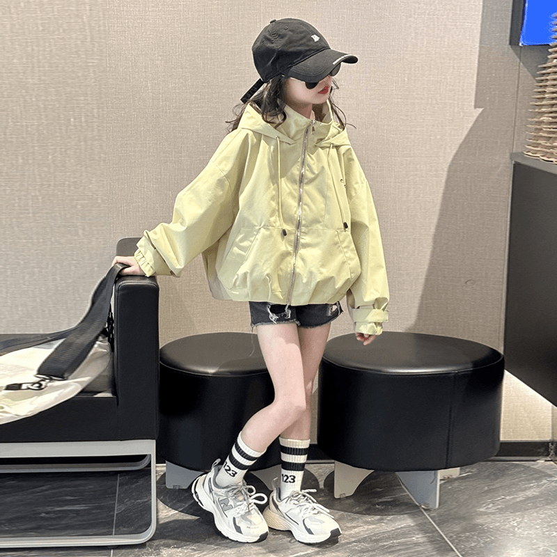 女童早秋外套秋2025新款洋气女大童秋季超好看冲锋衣儿童秋装风衣