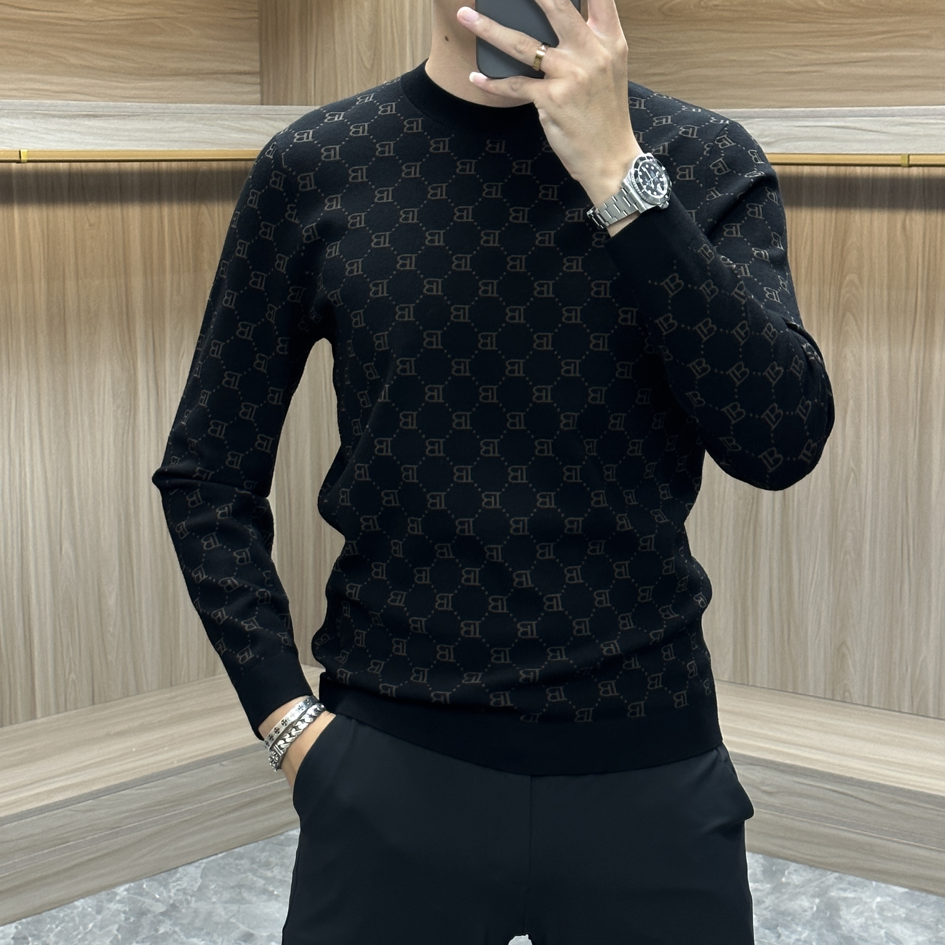 冬季男士针织提花保暖时尚字母毛衣商务休闲高级圆领百搭潮流大方